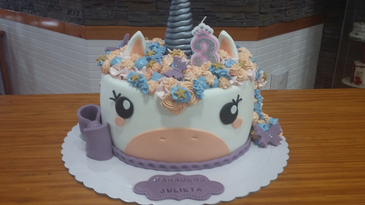 Bolos Unicórnios